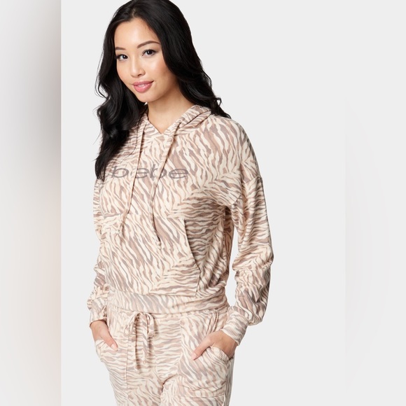 NWT BEBE Hoodie - Picture 4 of 6